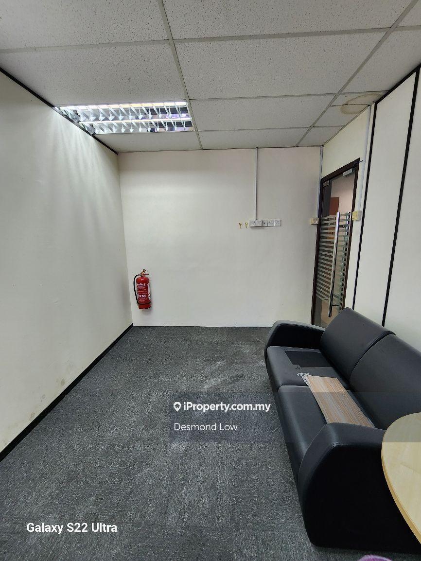 Office for Sale in Facing Seaview, Renovated, Partly Furnished, George Town by Desmond Low - iProperty.com.my