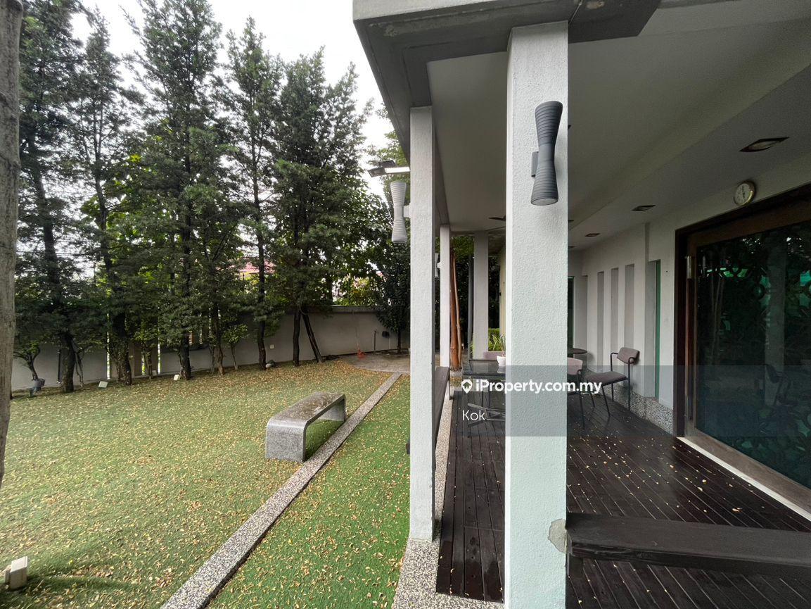Bungalow House for Sale in Taman Paramount, Petaling Jaya by Kok - iProperty.com.my