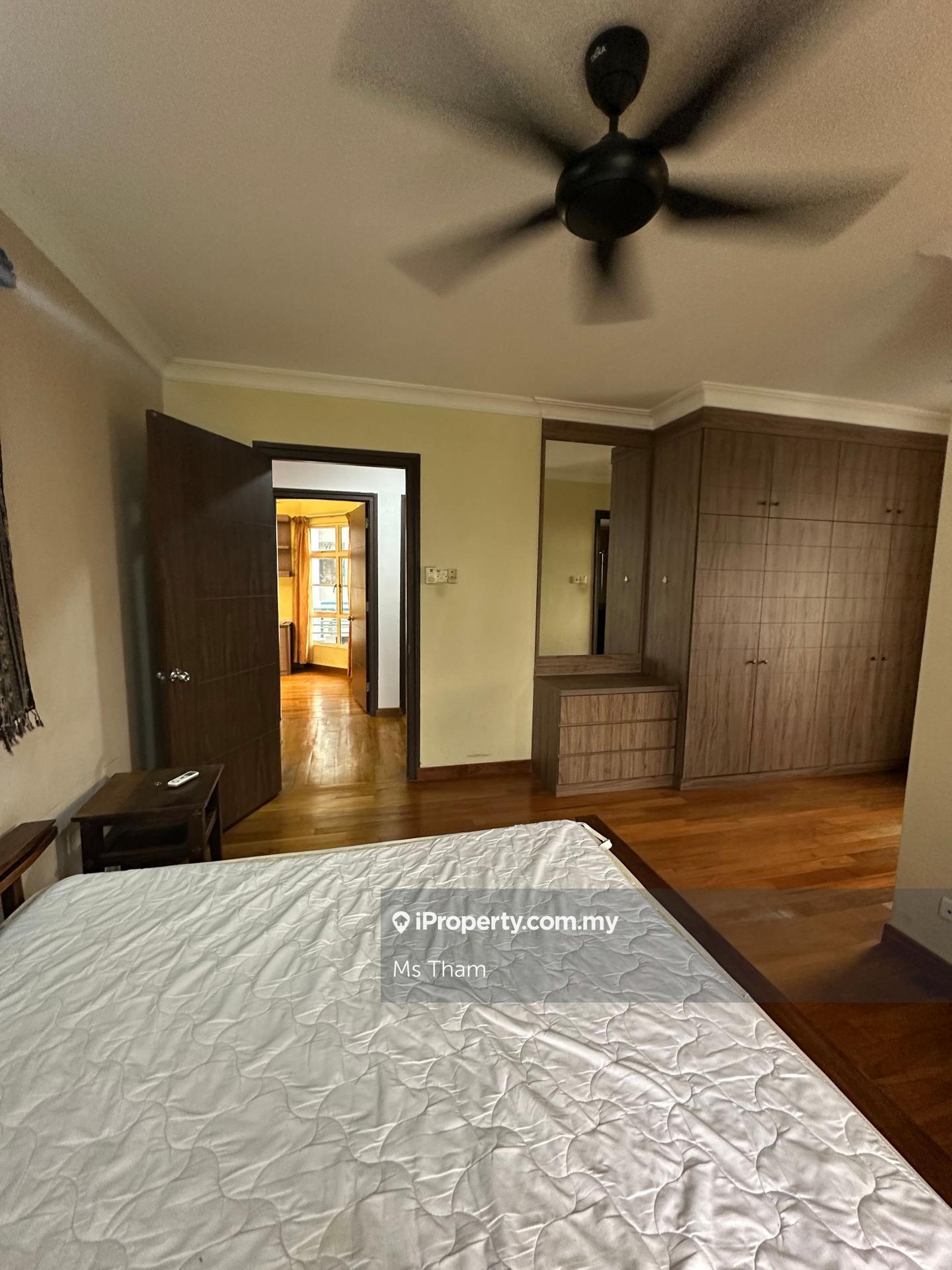 Condominium for Sale in The Straits View Condominium by Ms Tham - iProperty.com.my