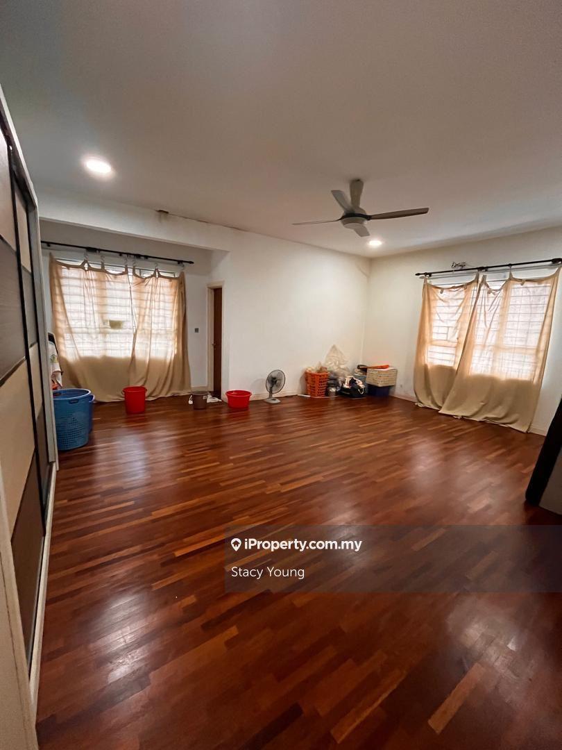 Rumah Berangkai 3 Tingkat untuk Dijual di Taman Taming Indah 2, Bandar Sungai Long oleh Stacy Young - iProperty.com.my