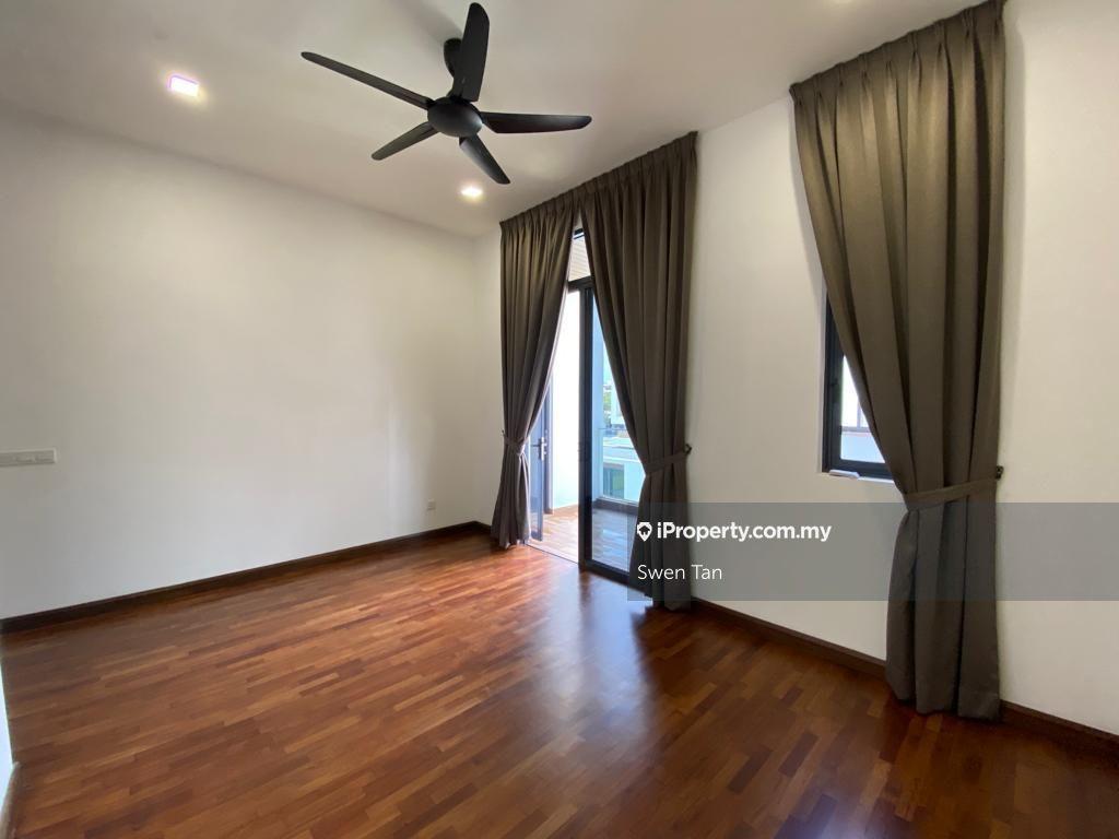 Rumah Berangkai 2 Tingkat untuk Dijual di Telok Panglima Garang, Selangor oleh Swen Tan - iProperty.com.my