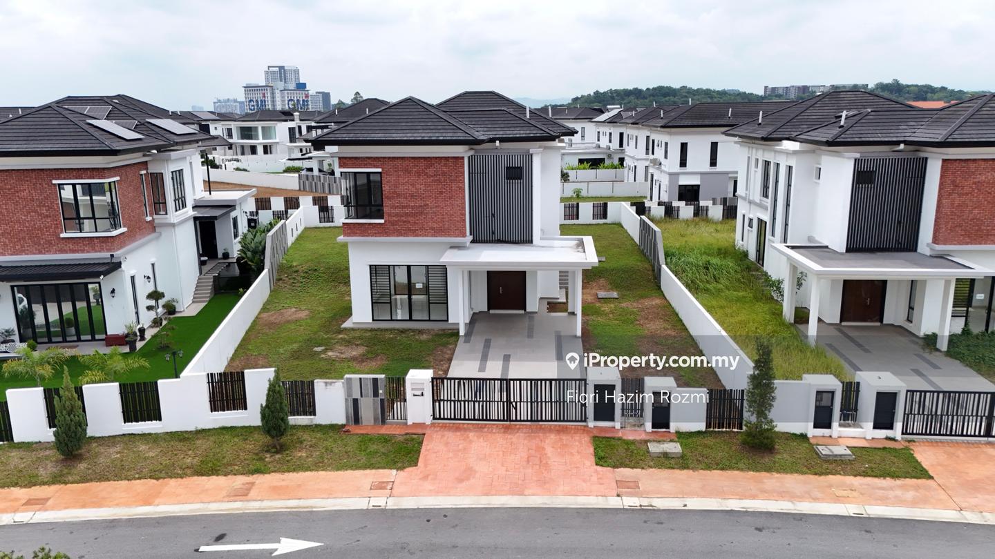 Bungalow House for Sale in Alam Sari, Bangi by Fiqri Hazim Rozmi - iProperty.com.my