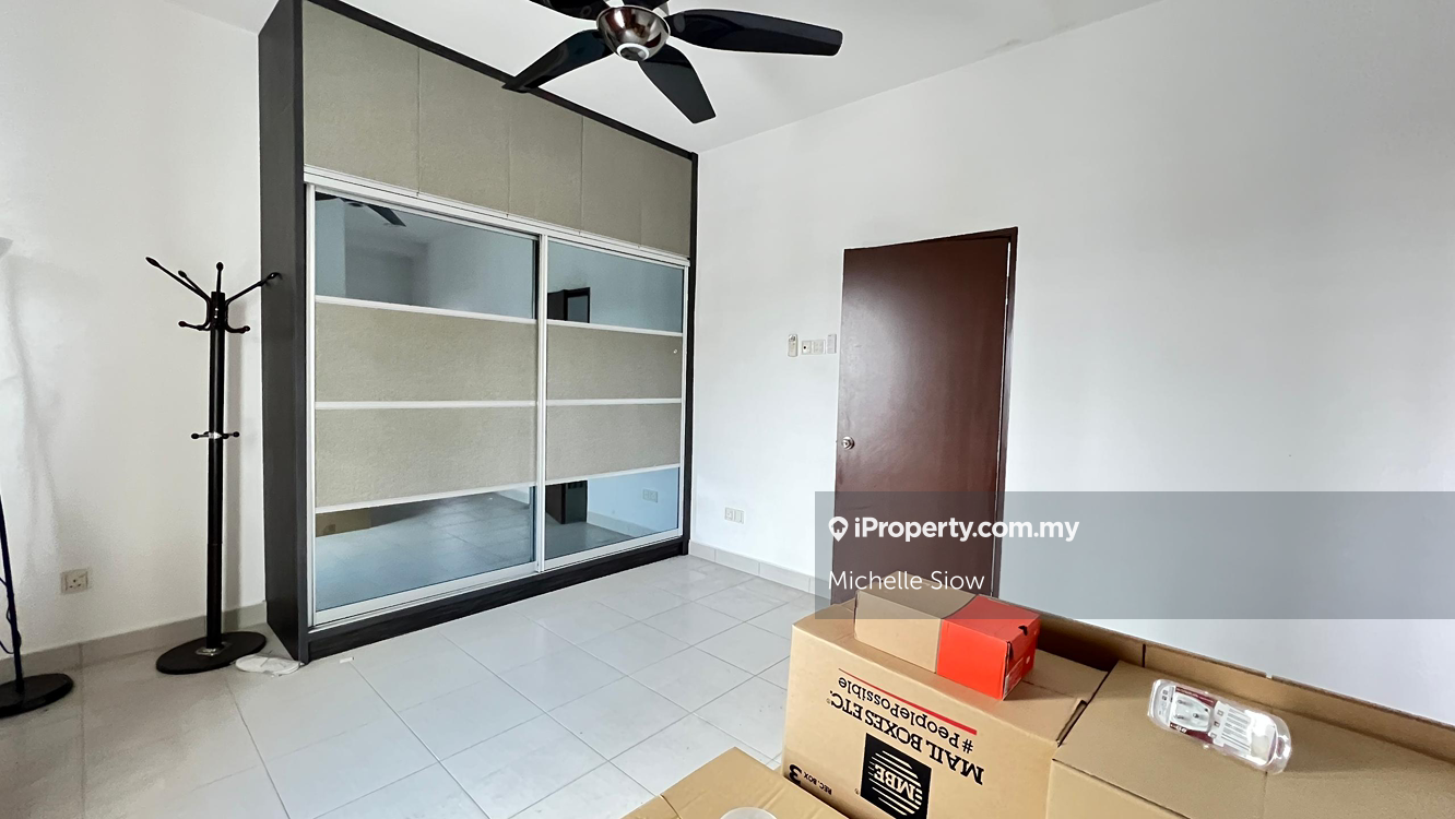 Rumah Berangkai 2 Tingkat untuk Dijual di Bandar Teknologi Kajang, Kajang oleh Michelle Siow - iProperty.com.my