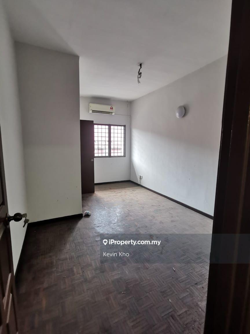 2-storey Terraced House for Sale in Bandar Utama, Petaling Jaya by Kevin Kho - iProperty.com.my