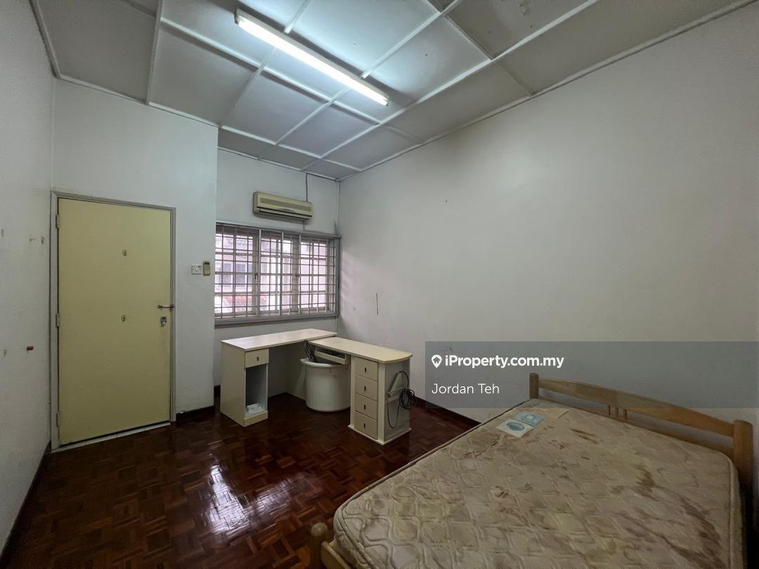 Rumah Berangkai 2 Tingkat untuk Dijual di Taman Sea, Petaling Jaya oleh Jordan Teh - iProperty.com.my