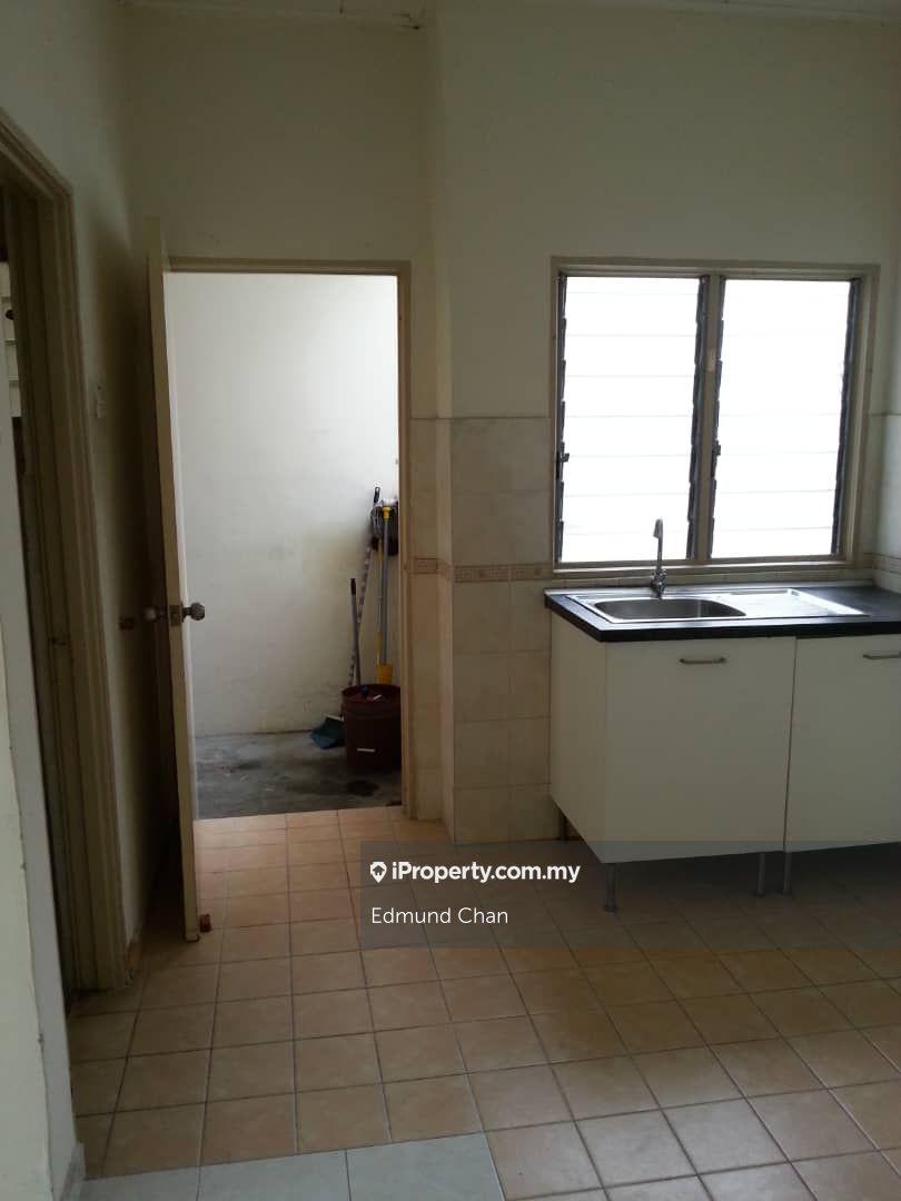 Pangsapuri untuk Dijual di Pangsapuri Merak oleh Edmund Chan - iProperty.com.my