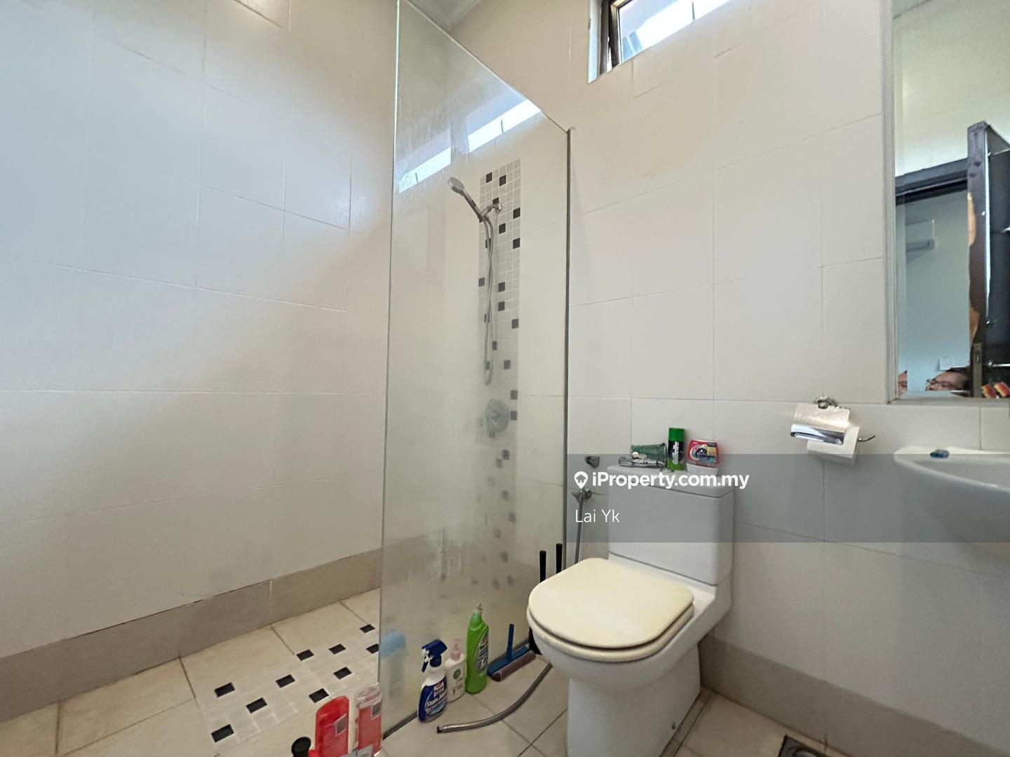 Bungalow House for Sale in Glenmarie Residence, Glenmarie by Lai Yk - iProperty.com.my