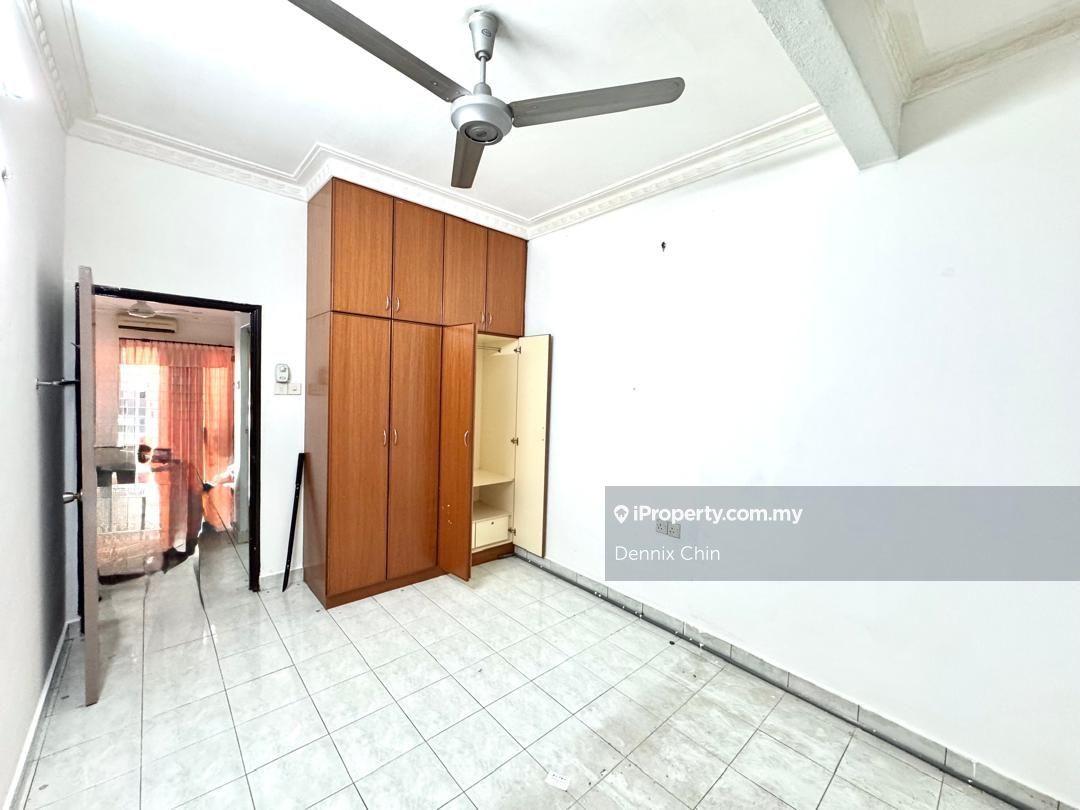 Rumah Bandar untuk Dijual di Taman Lagenda Mas, Cheras oleh Dennix Chin - iProperty.com.my