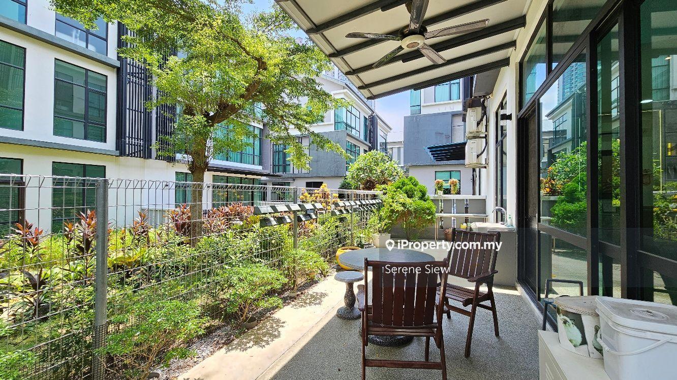Rumah Berkembar untuk Dijual di Taman Bukit Serdang, Seri Kembangan oleh Serene Siew - iProperty.com.my