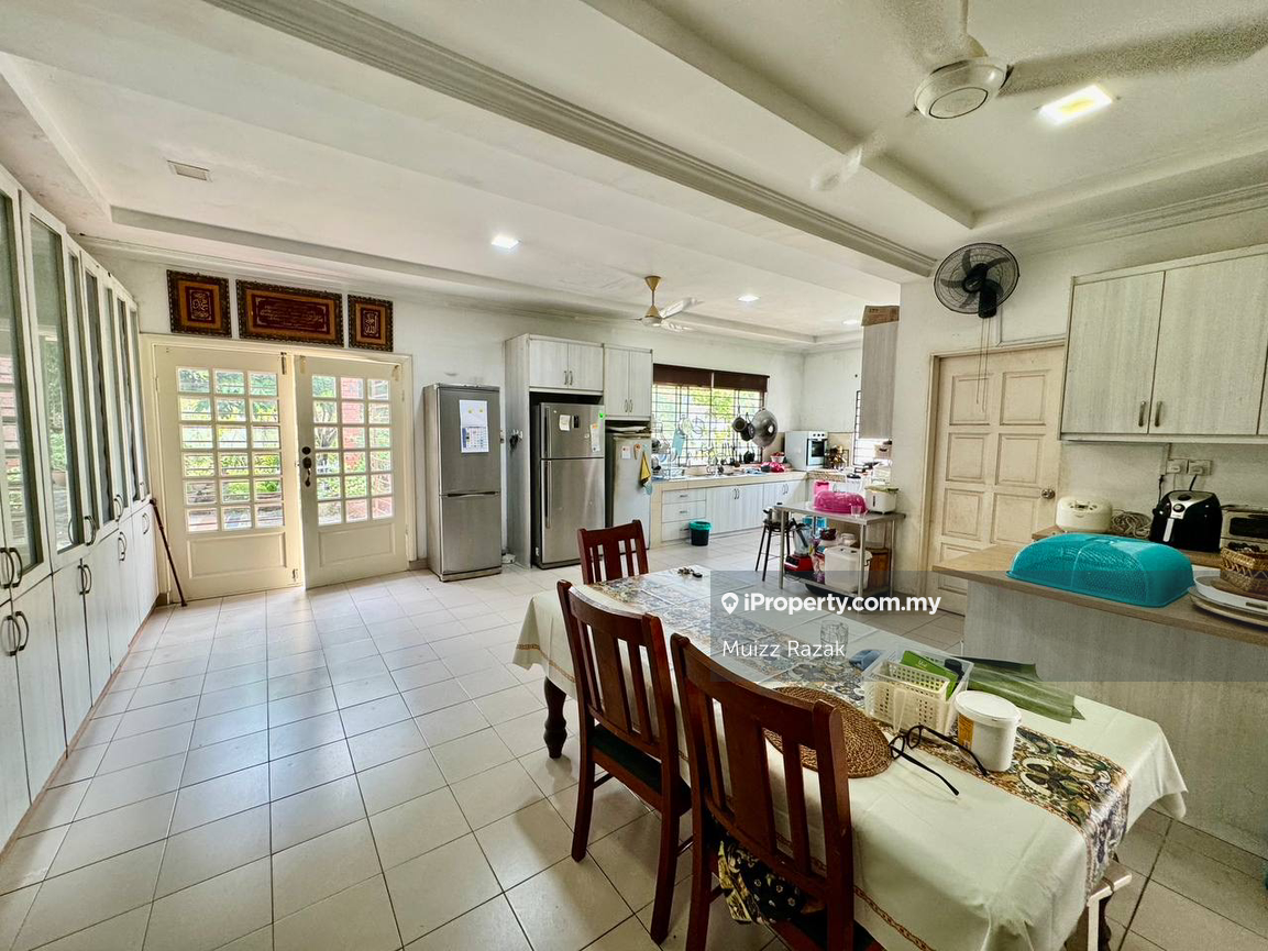 Bungalow House for Sale in Istana Bukit Kayangan, Shah Alam by Muizz Razak - iProperty.com.my