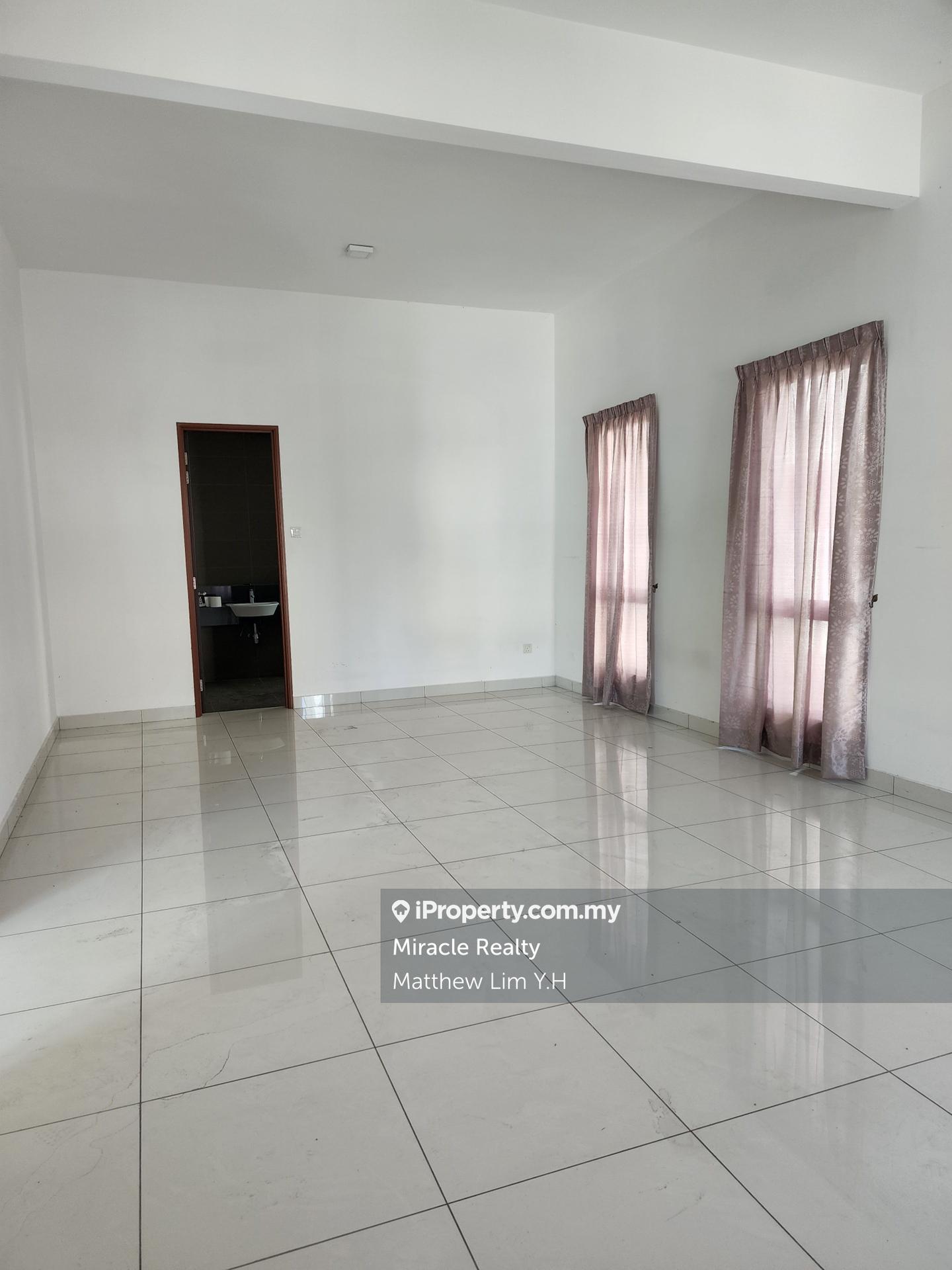 Rumah Berkembar untuk Dijual di Ambang Botanic, Klang oleh Matthew Lim Y.H - iProperty.com.my