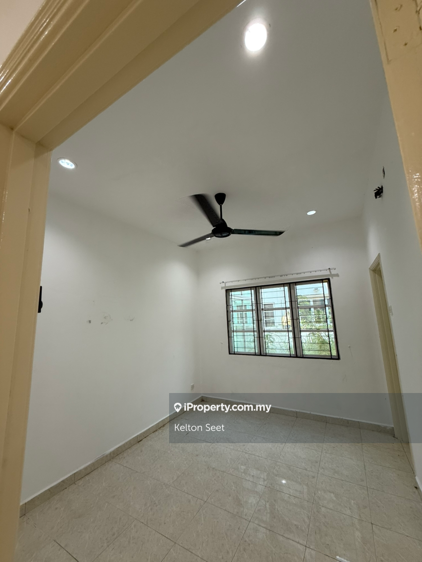Rumah Berkembar untuk Dijual di Bandar Mahkota Cheras, Cheras oleh Kelton Seet - iProperty.com.my