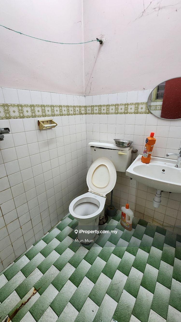 Rumah Berangkai 2 Tingkat untuk Dijual di Taman Overseas Union (Taman Oug), Jalan Klang Lama (Old Klang Road) oleh Mun Mun - iProperty.com.my