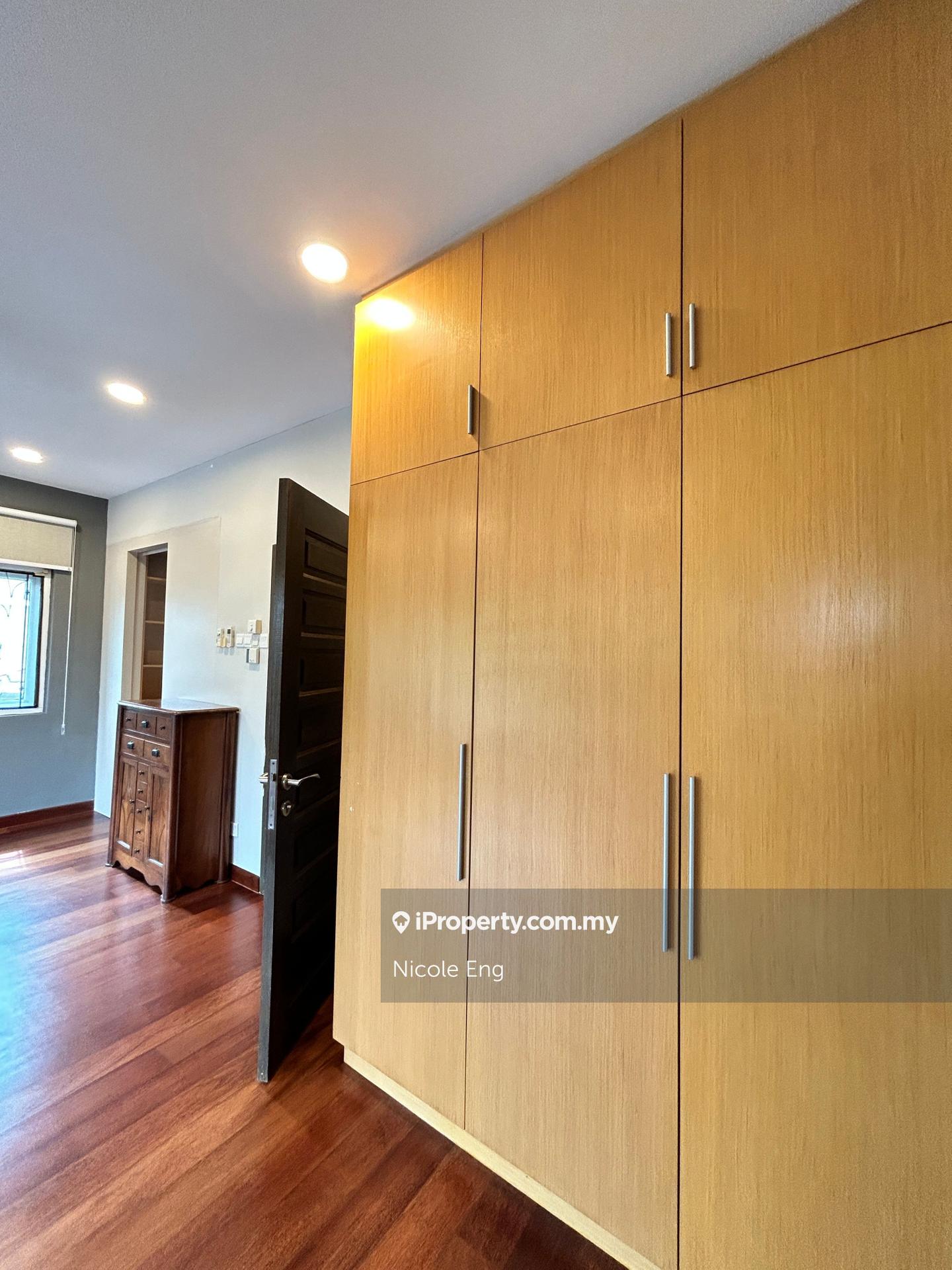 Rumah Berangkai 2 Tingkat untuk Disewa di Kota Kemuning, Shah Alam oleh Nicole Eng - iProperty.com.my