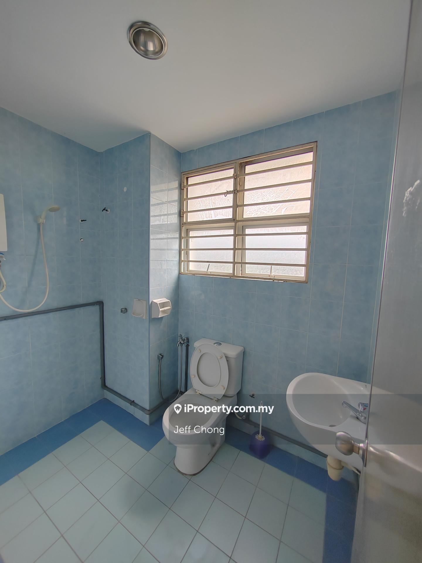 Rumah Berangkai 2.5 Tingkat untuk Dijual di Taman Puchong Impian, Puchong oleh Jeff Chong - iProperty.com.my