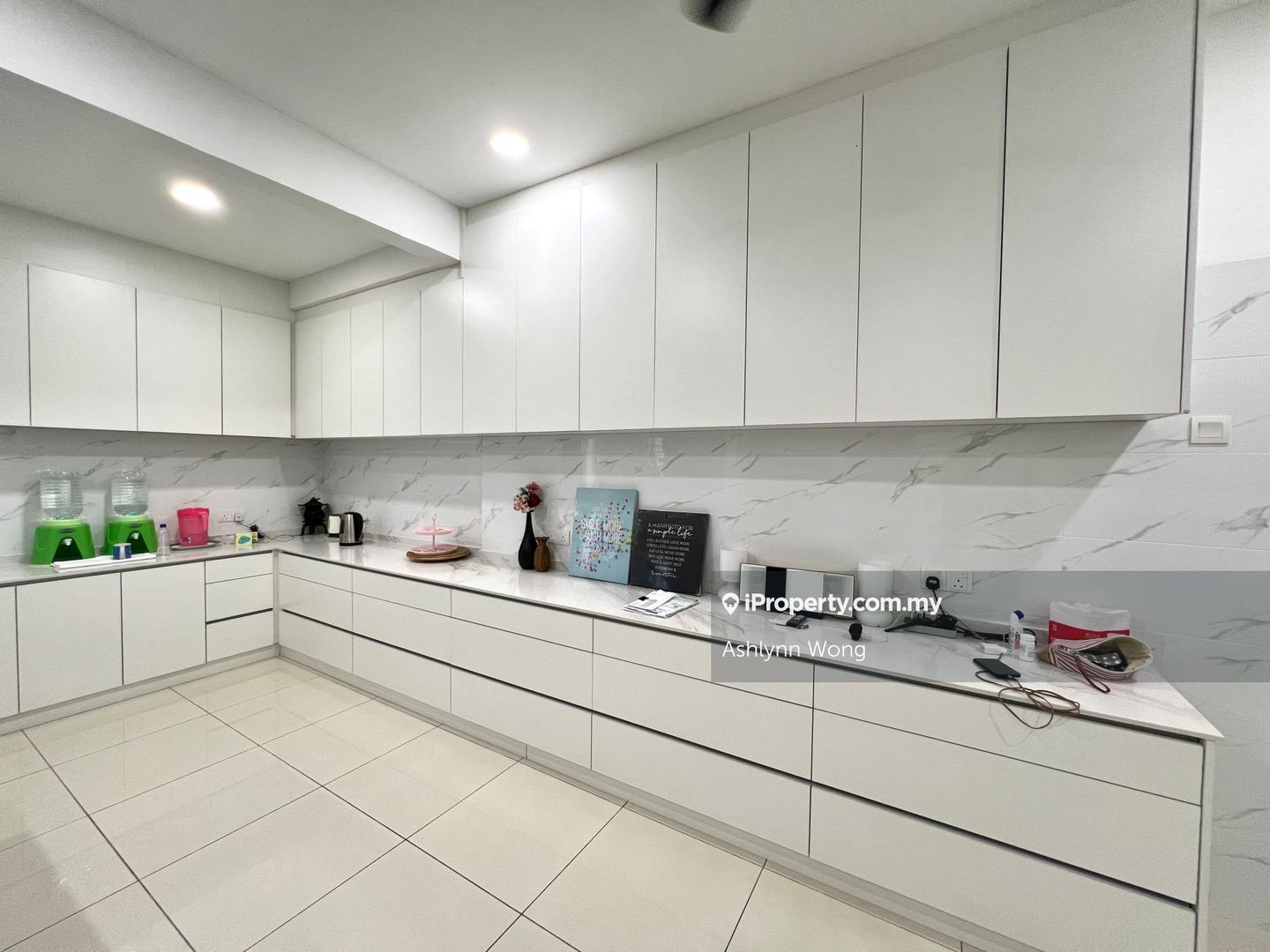 Banglo untuk Dijual di Bandar Tun Hussein Onn, Cheras oleh Ashlynn Wong - iProperty.com.my