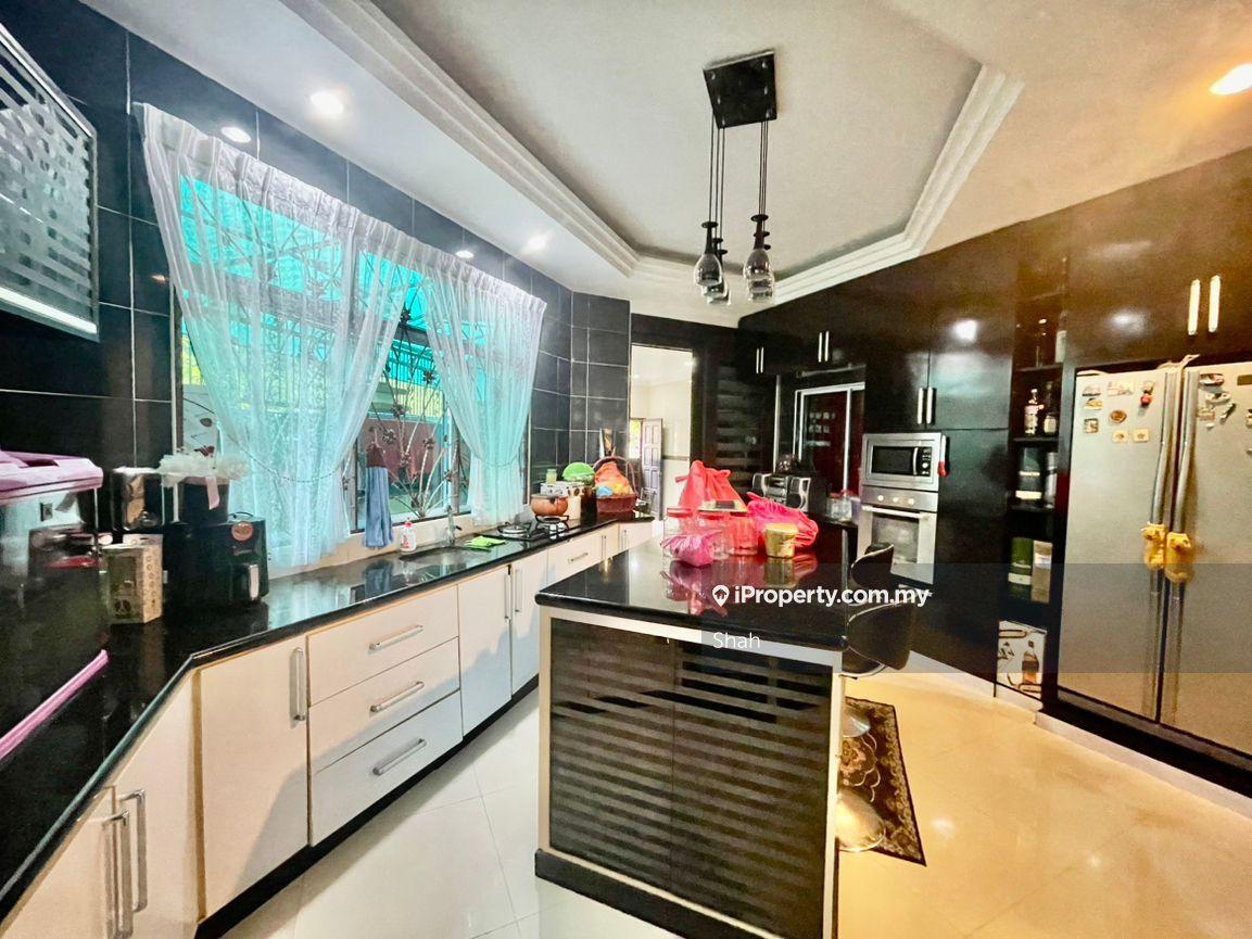 2.5-storey Terraced House for Sale in Laman Oakleaf, Ampang by Shah - iProperty.com.my