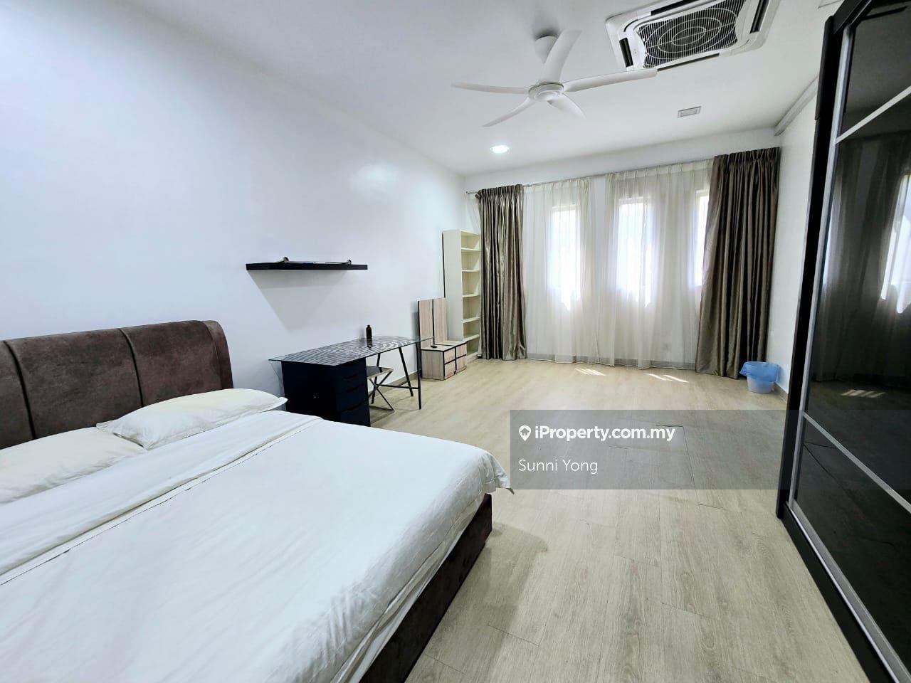 Rumah Berangkai 3 Tingkat untuk Dijual di Kinrara Residence, Puchong oleh Sunni Yong - iProperty.com.my