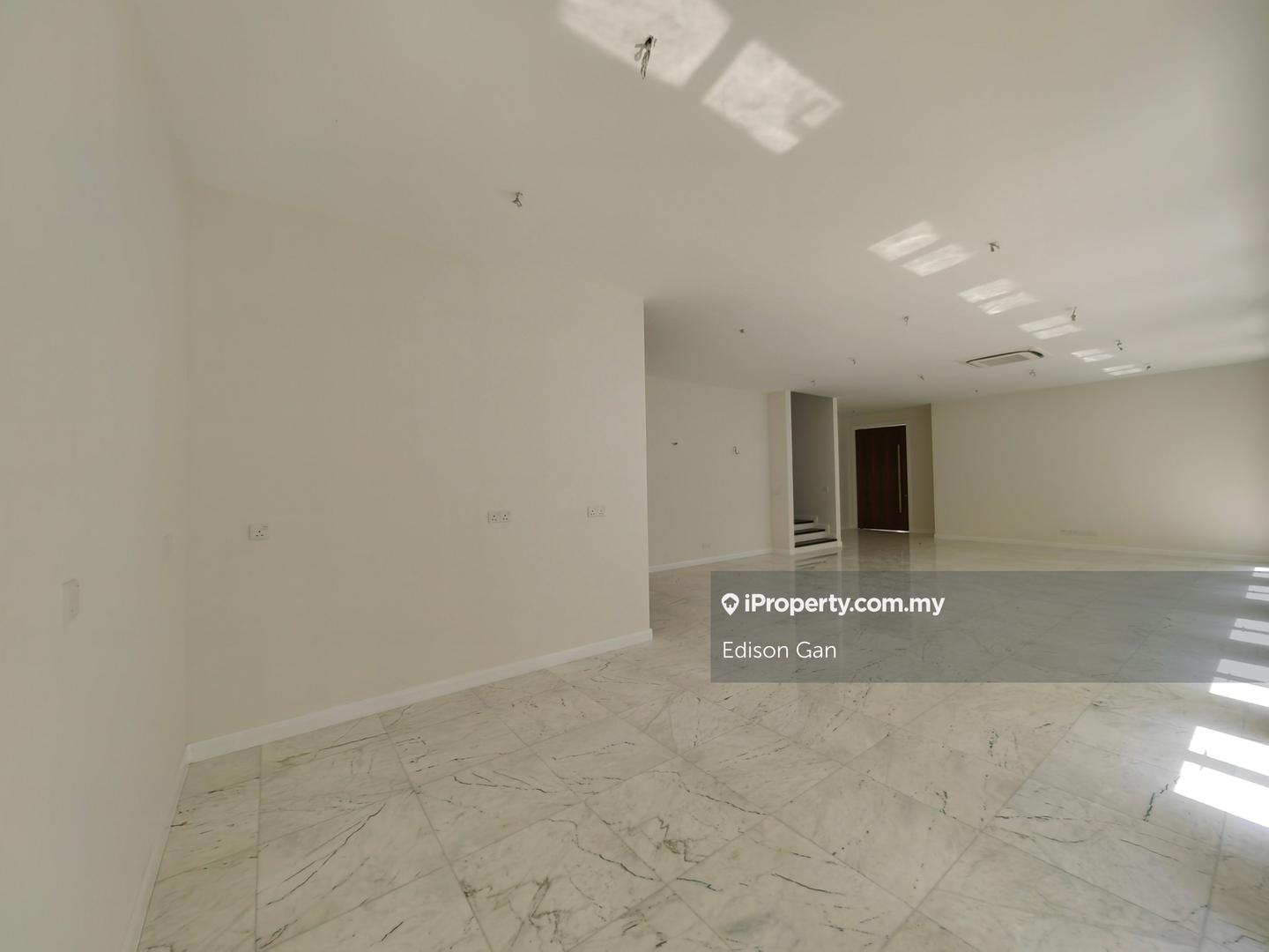 Rumah Berkembar untuk Dijual di Mont Kiara, Kuala Lumpur oleh Edison Gan - iProperty.com.my