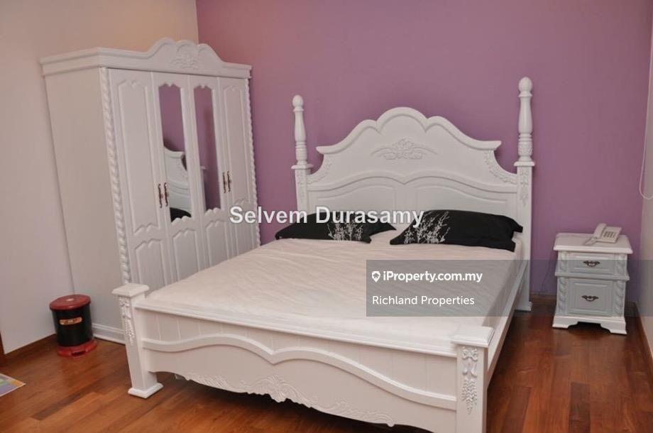 Banglo untuk Dijual di 2 Storey Bungalow @ Seksyen 7, Shah Alam, Shah Alam oleh Selvem Durasamy - iProperty.com.my