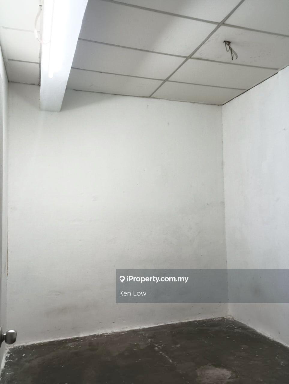 Kedai untuk Disewa di Taman Kajang Utama, Kajang oleh Ken Low - iProperty.com.my