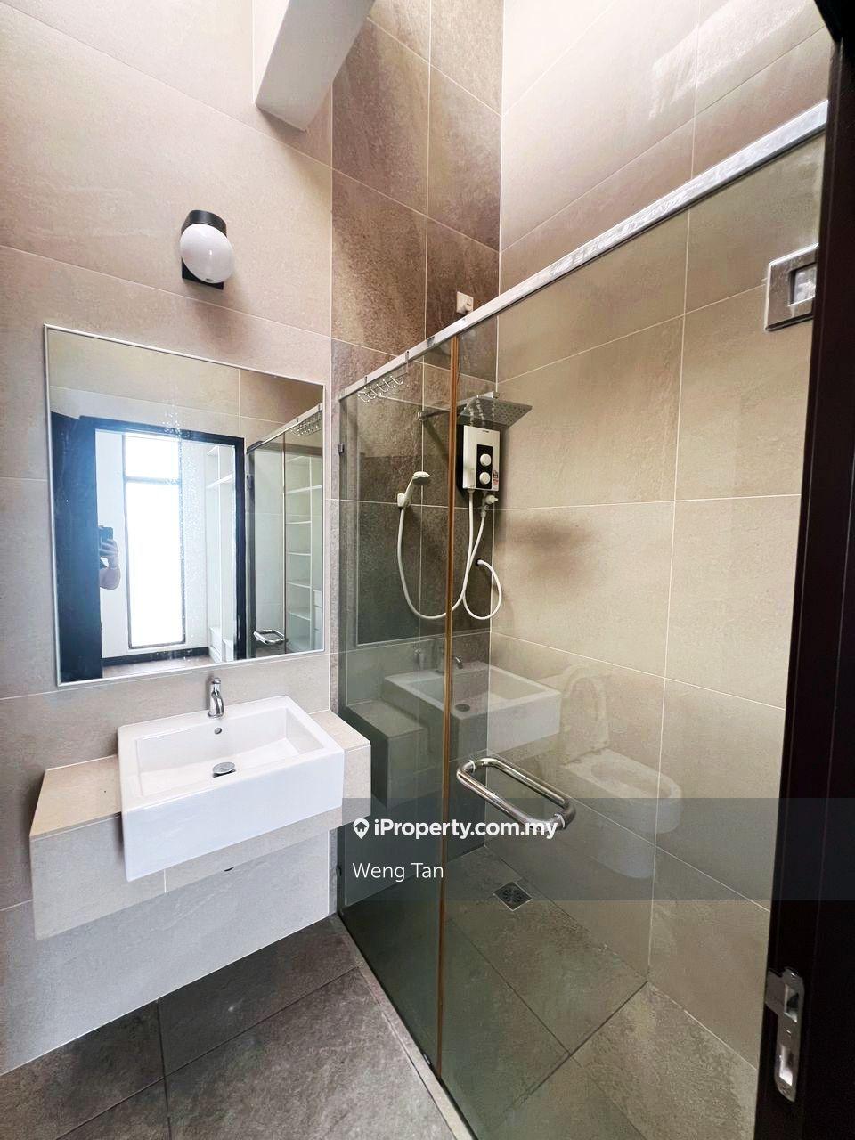 Rumah Berangkai 3 Tingkat untuk Dijual di LAMAN GLENMARIE, Shah Alam oleh Weng Tan - iProperty.com.my