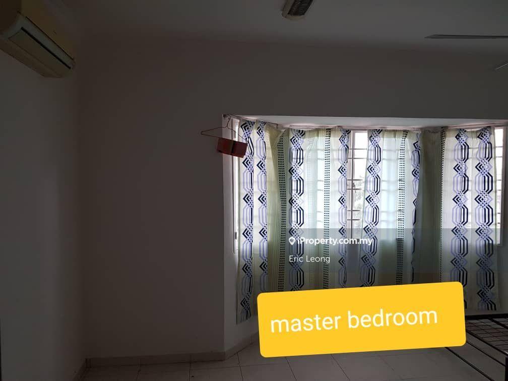 Rumah Berangkai 2 Tingkat untuk Dijual di Taman Lestari Putra, Seri Kembangan oleh Eric Leong - iProperty.com.my