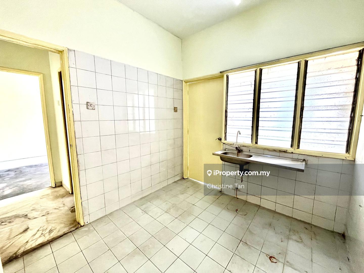 Rumah Berangkai 2 Tingkat untuk Dijual di Taman Alam Megah, Shah Alam oleh Christine Tan - iProperty.com.my