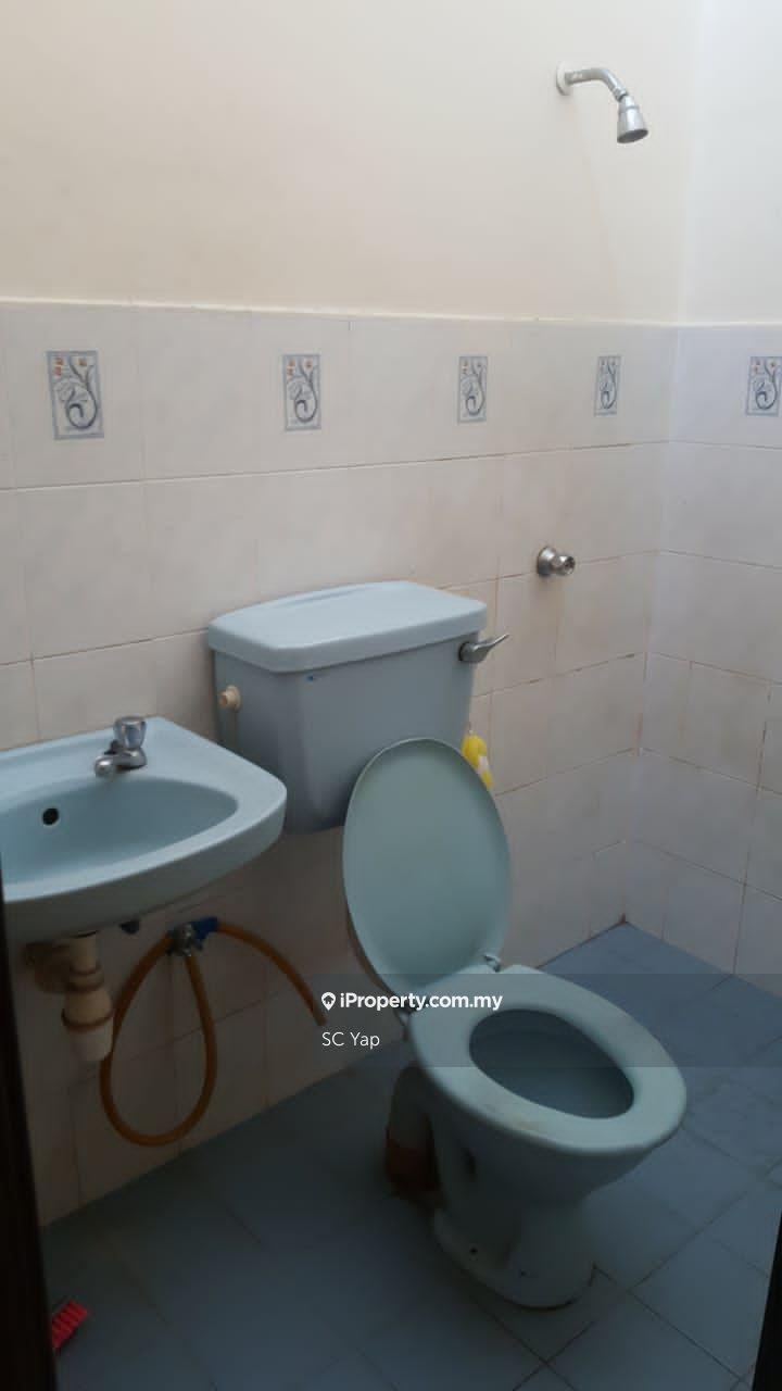 Rumah Berangkai 2 Tingkat untuk Dijual di Puchong Utama (Seksyen 9), Puchong oleh SC Yap - iProperty.com.my