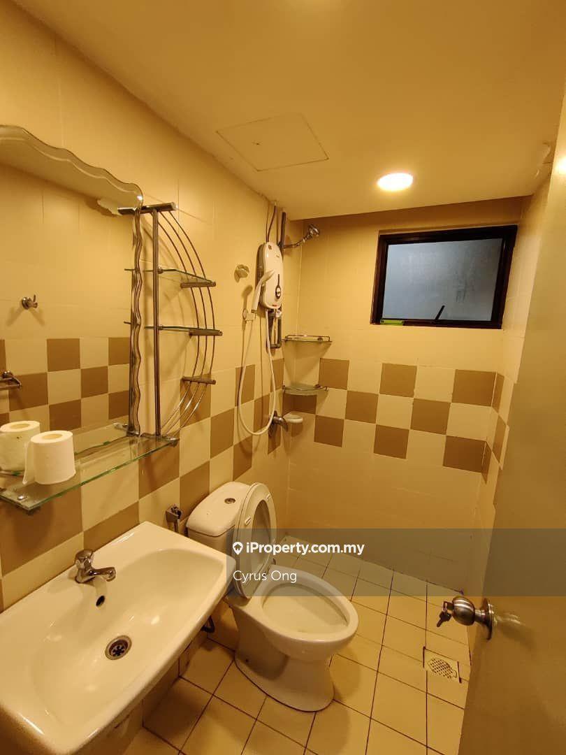 Condominium for Sale in Royal Domain Sri Putramas 2 by Cyrus Ong - iProperty.com.my