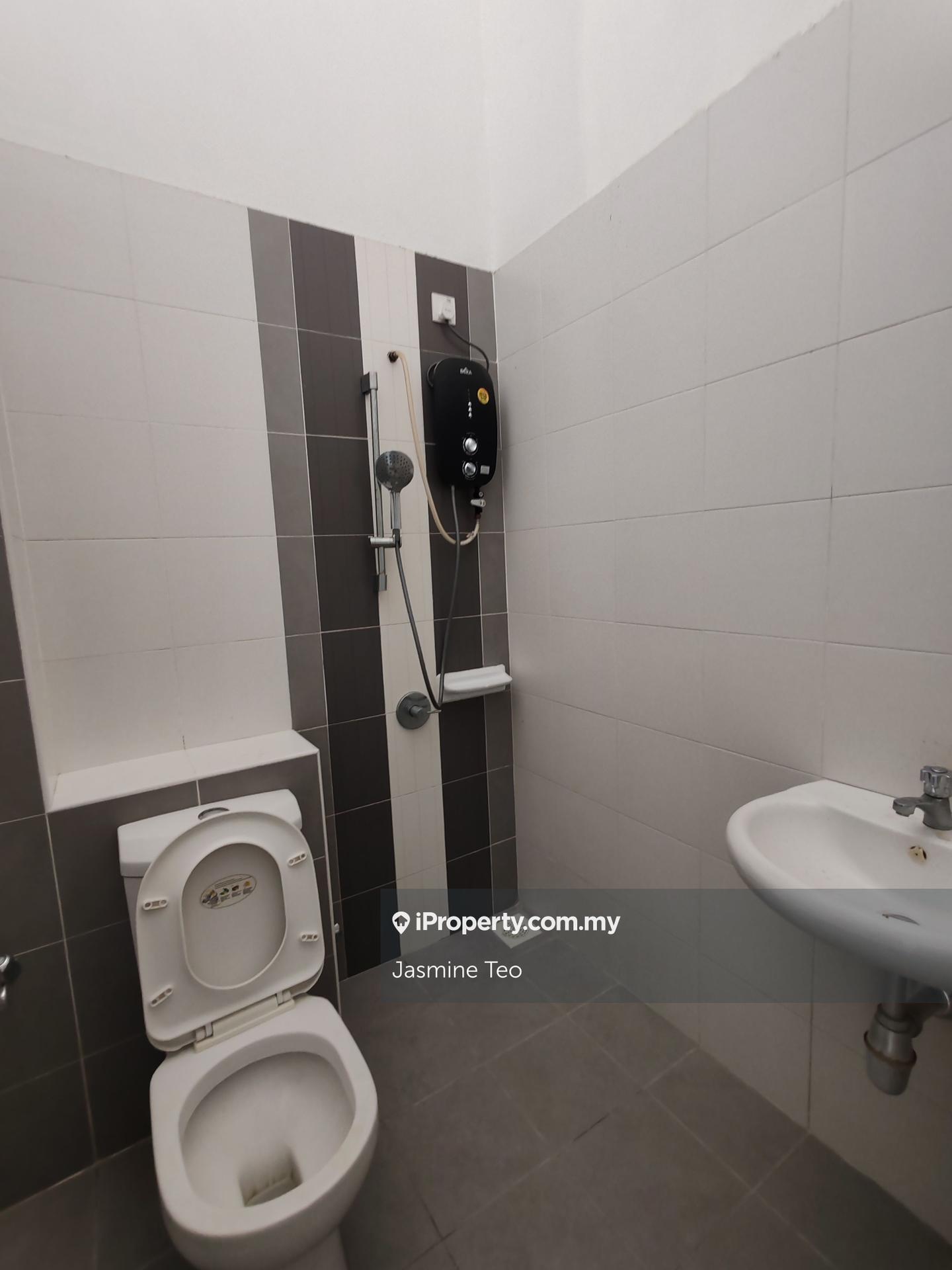 Rumah Berangkai 2 Tingkat untuk Disewa di Setia Indah, Setia Alam oleh Jasmine Teo - iProperty.com.my