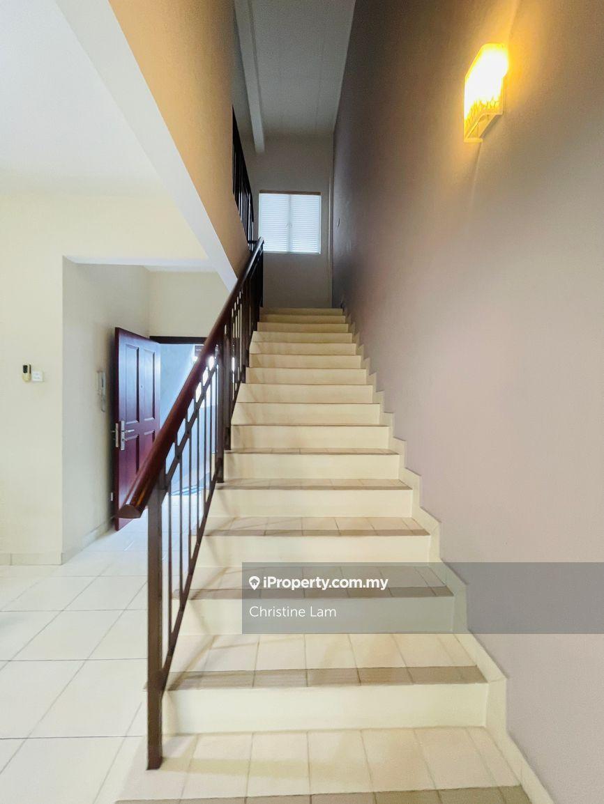 Rumah Bandar untuk Disewa di Kota Kemuning, Shah Alam oleh Christine Lam - iProperty.com.my