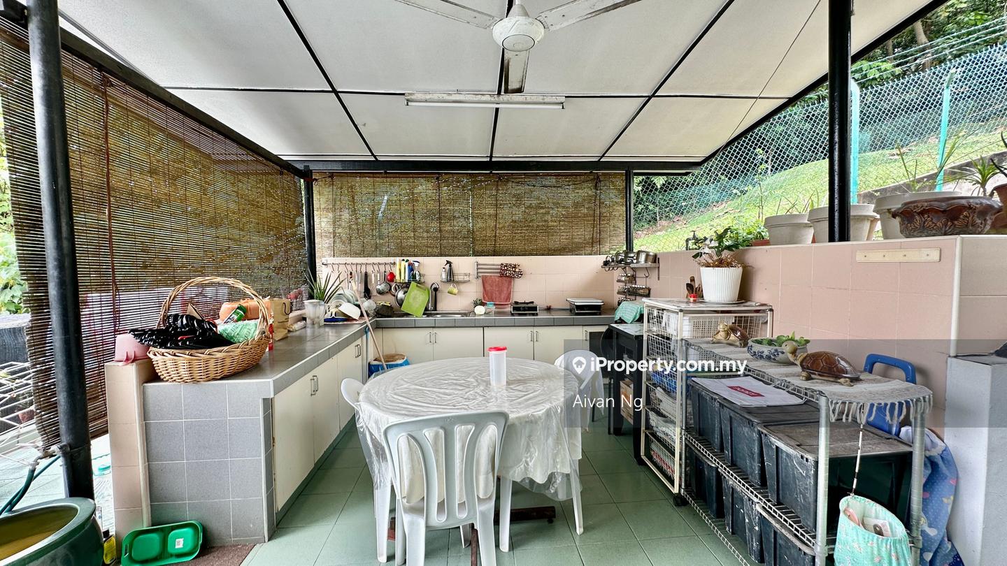 Bungalow House for Sale in Taman Lucky, Bangsar by Aivan Ng - iProperty.com.my