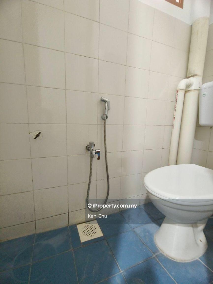 Flat for Sale in Pangsapuri Nusa Kurnia by Ken Chu - iProperty.com.my