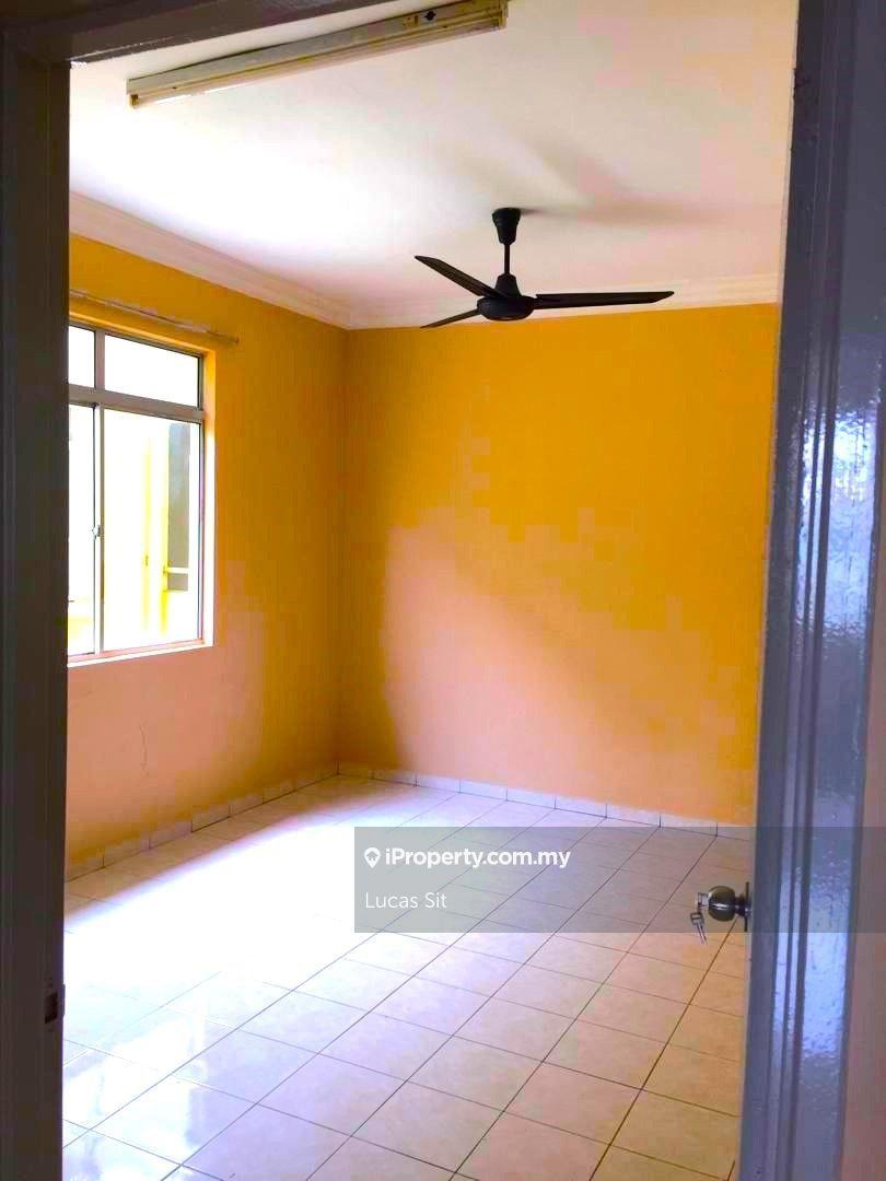 Condominium for Sale in Platinum Hill PV 5 by Lucas Sit - iProperty.com.my