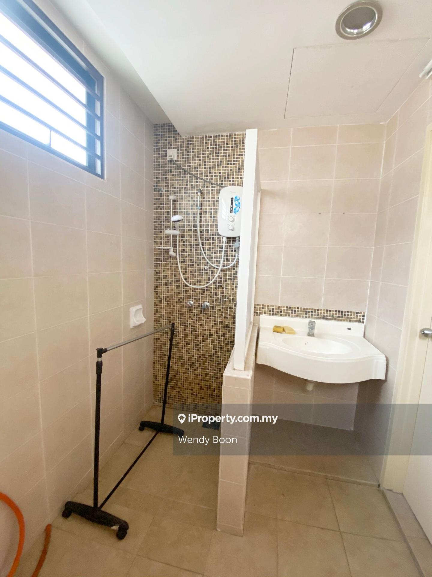 Rumah Berangkai 2.5 Tingkat untuk Disewa di Bandar Puteri Puchong, Puchong oleh Wendy Boon - iProperty.com.my