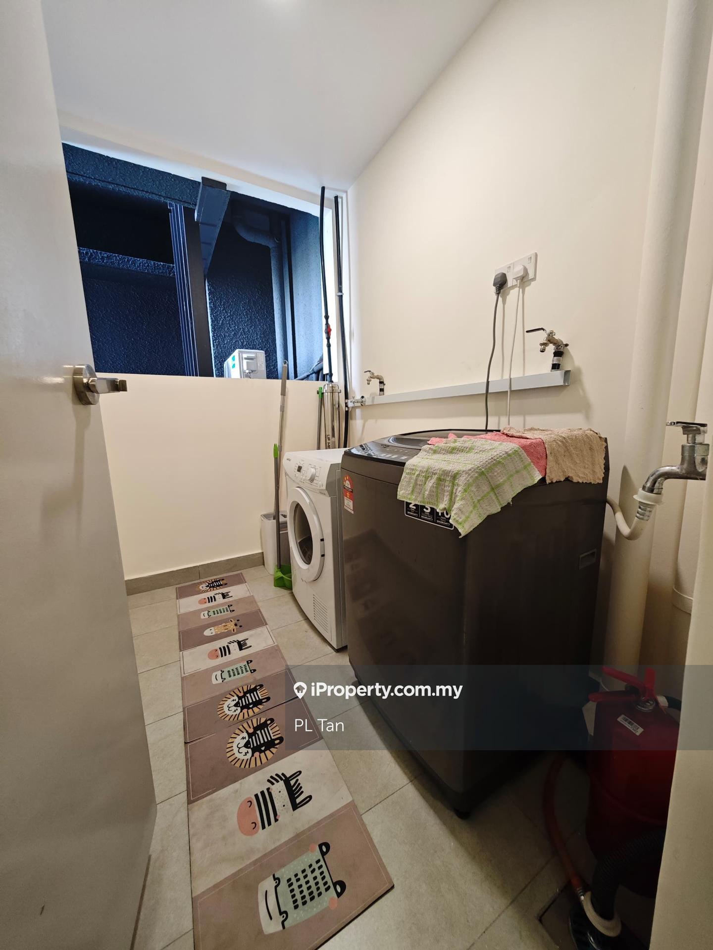 Residensi Servis untuk Disewa di Setia City Residences oleh PL Tan - iProperty.com.my