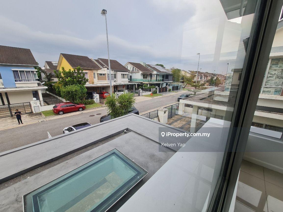 Rumah Berkembar untuk Dijual di Ambang Botanic 2, Klang oleh Kelven Yap - iProperty.com.my