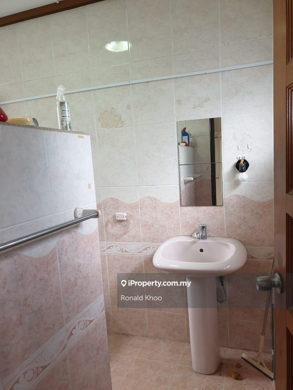 Bungalow House for Sale in Damansara Heights, Damansara Heights by Ronald Khoo - iProperty.com.my