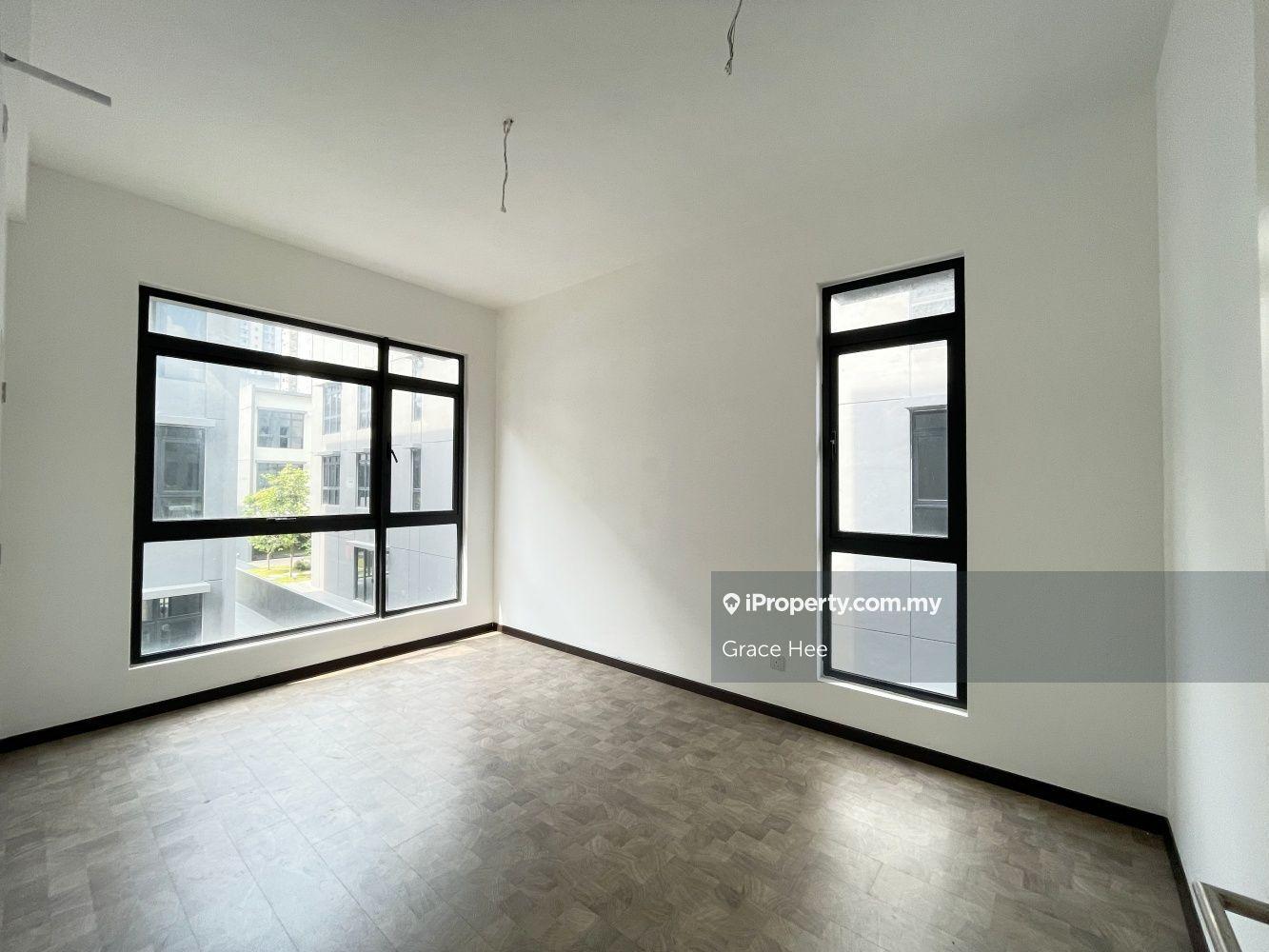 4-storey Terraced House for Sale in Bukit Serdang, Seri Kembangan by Grace Hee - iProperty.com.my