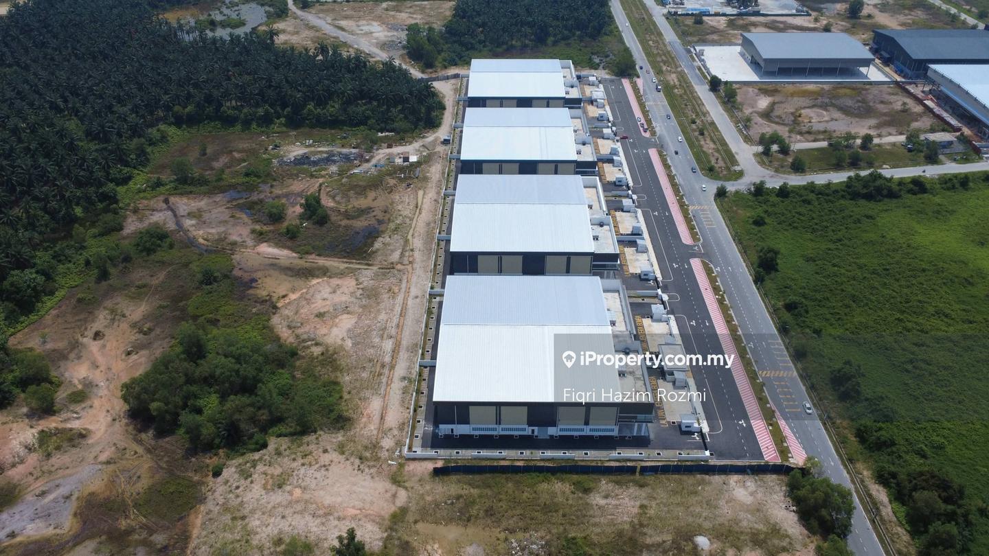 Warehouse for Rent in Taman Industri Alam Jaya, Puncak Alam by Fiqri Hazim Rozmi - iProperty.com.my
