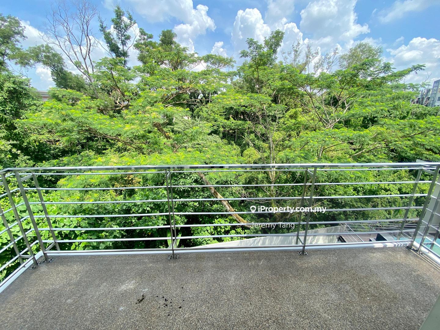 Banglo untuk Dijual di Batai Area, Damansara Heights oleh Jeremy Tang - iProperty.com.my