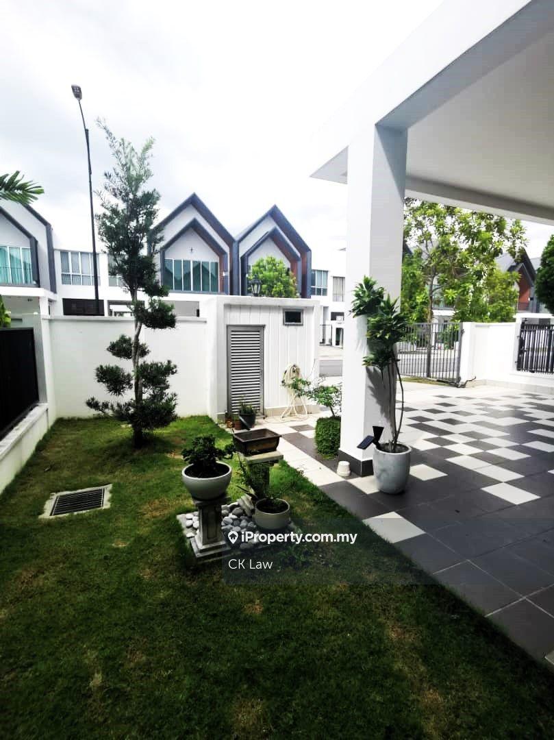 Rumah Berangkai 2 Tingkat untuk Dijual di Eco Forest, Semenyih oleh CK Law - iProperty.com.my