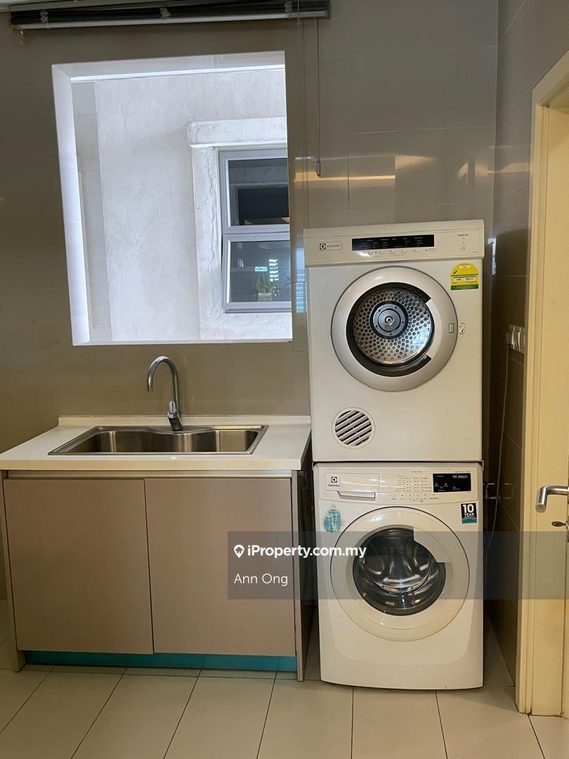 Service Residence for Sale in Suasana Bukit Ceylon / Raja Chulan Residences by Ann Ong - iProperty.com.my