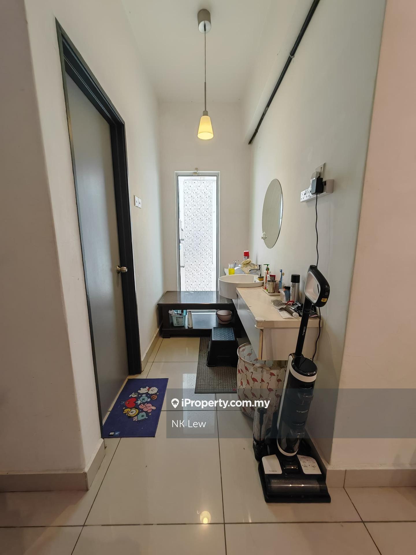 Condominium for Sale in Bayan Villa, Seri Kembangan by NK Lew - iProperty.com.my