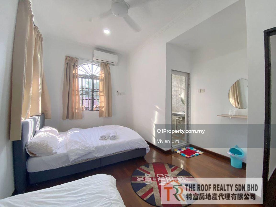 Rumah Berkembar untuk Dijual di 3 Storey Semi D, Muar oleh Vivian Lim - iProperty.com.my