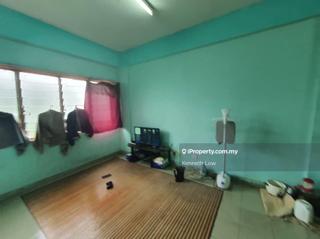 Rumah Pangsa untuk Dijual di Taman Bukit Segar oleh Kenneth Low - iProperty.com.my