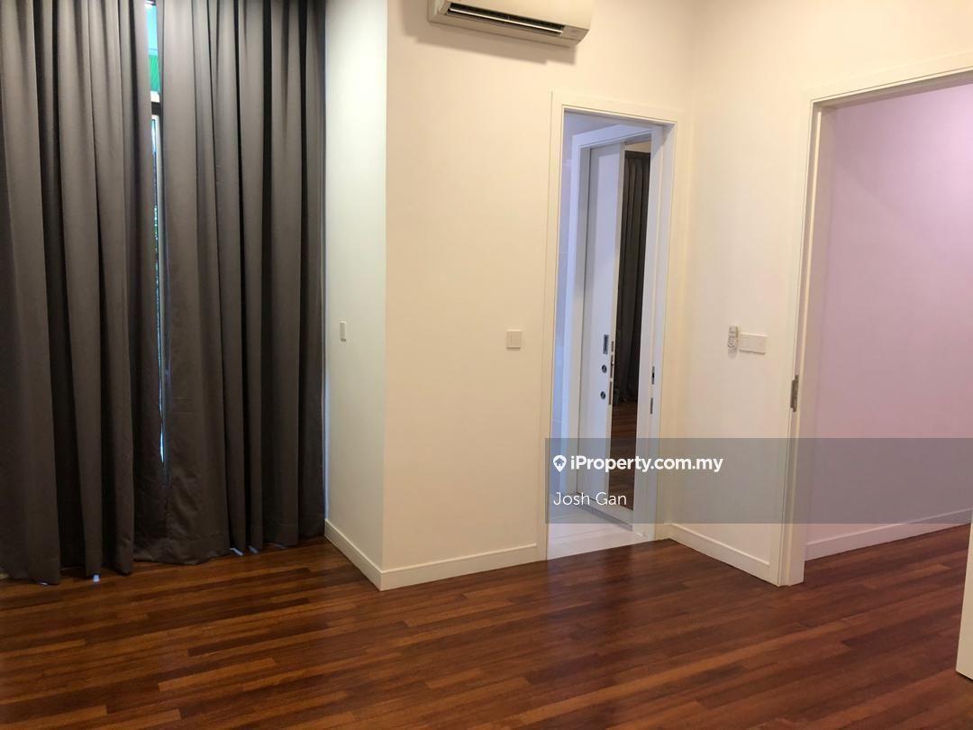 Condominium for Sale in Pavilion Hilltop by Josh Gan - iProperty.com.my