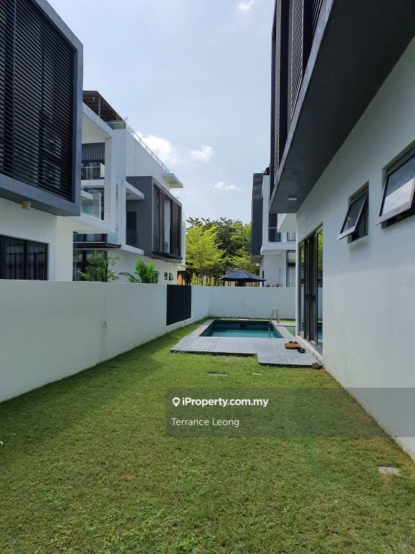 Semi-Detached House for Sale in The Grove, Lakefields Sungai besi , KL ,lake field, Sungai Besi by Terrance Leong - iProperty.com.my
