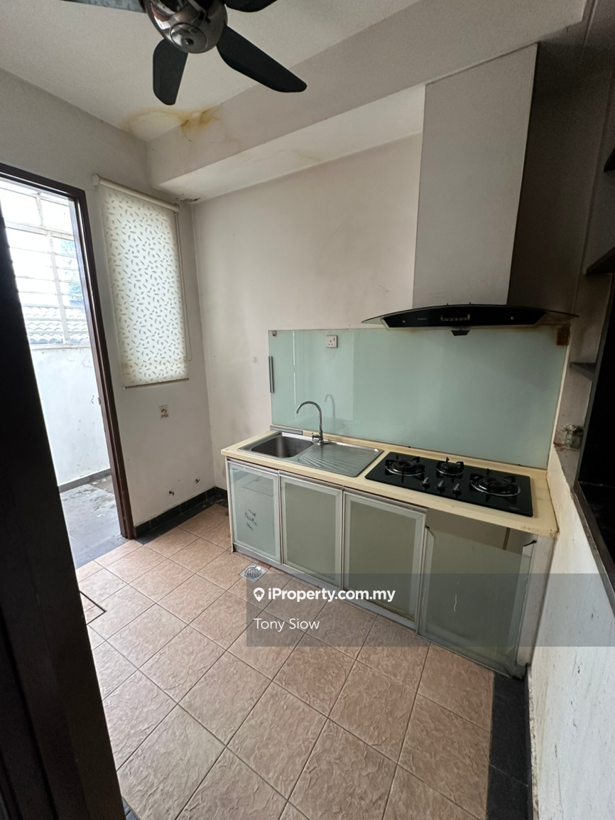 Rumah Berangkai 2.5 Tingkat untuk Dijual di USJ Heights, Subang Jaya oleh Tony Siow - iProperty.com.my